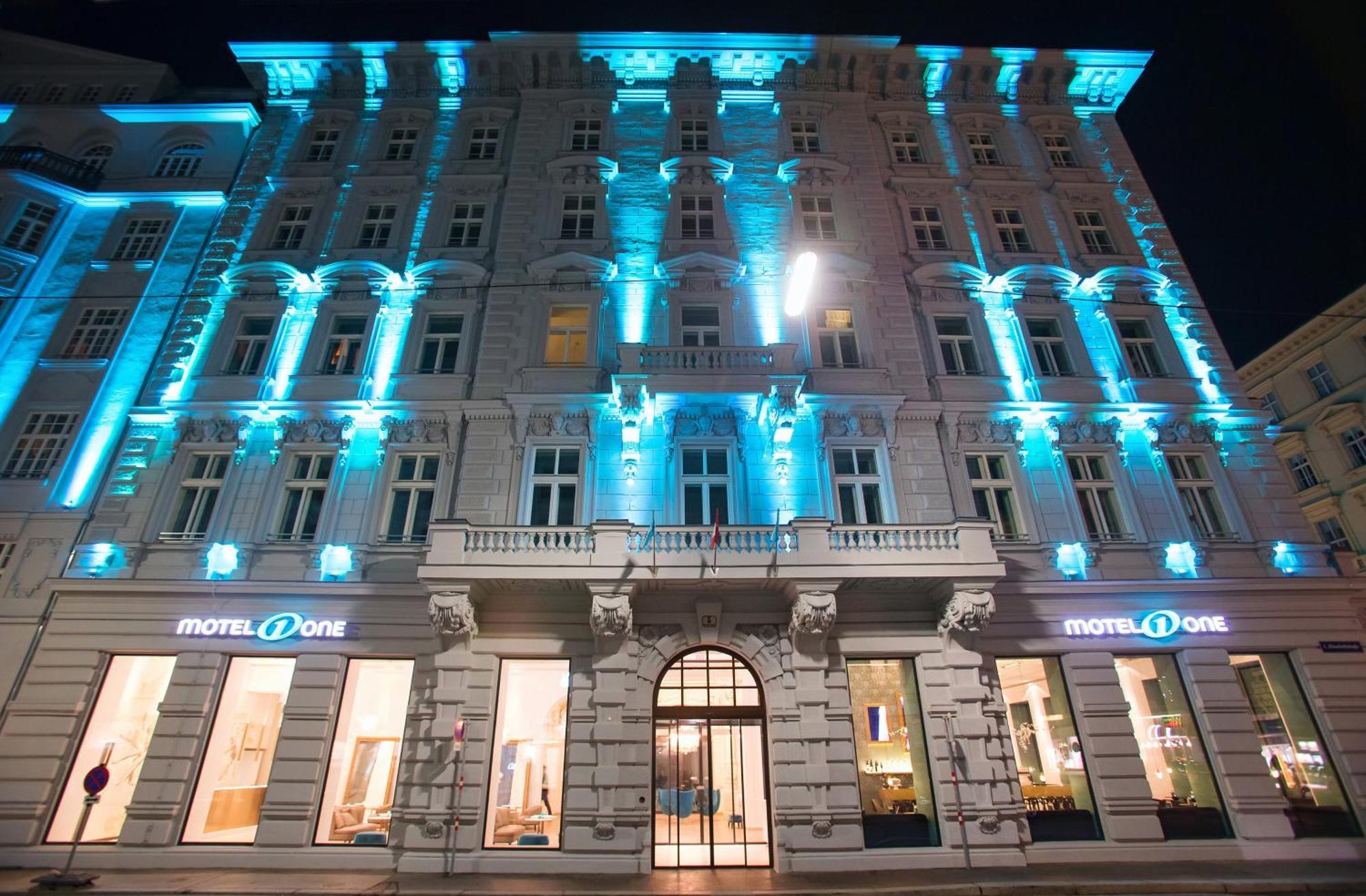 Motel One Wien-Staatsoper Exterior photo