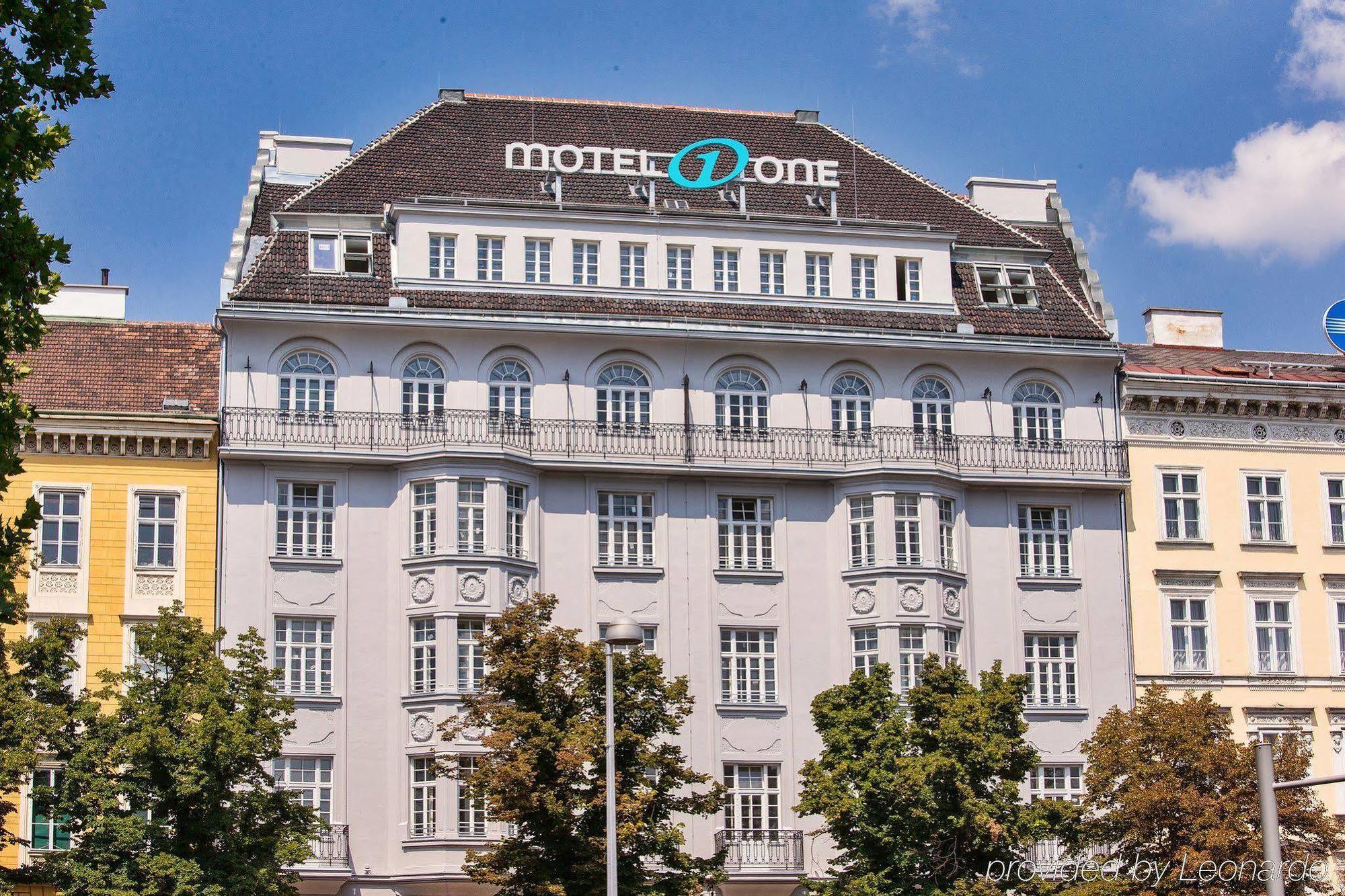 Motel One Wien-Staatsoper Exterior photo